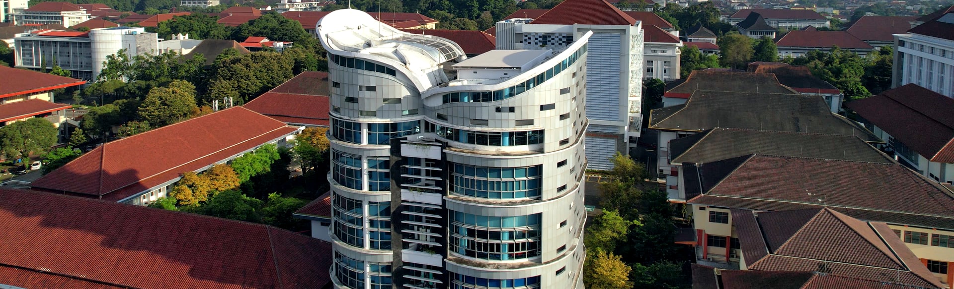 Universitas Gadjah Mada International Undergraduate Program (IUP) in Management