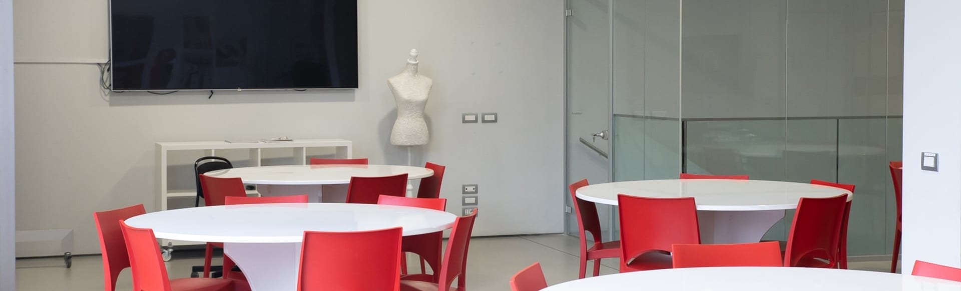 Ferrari Fashion School 패션 사진 마스터