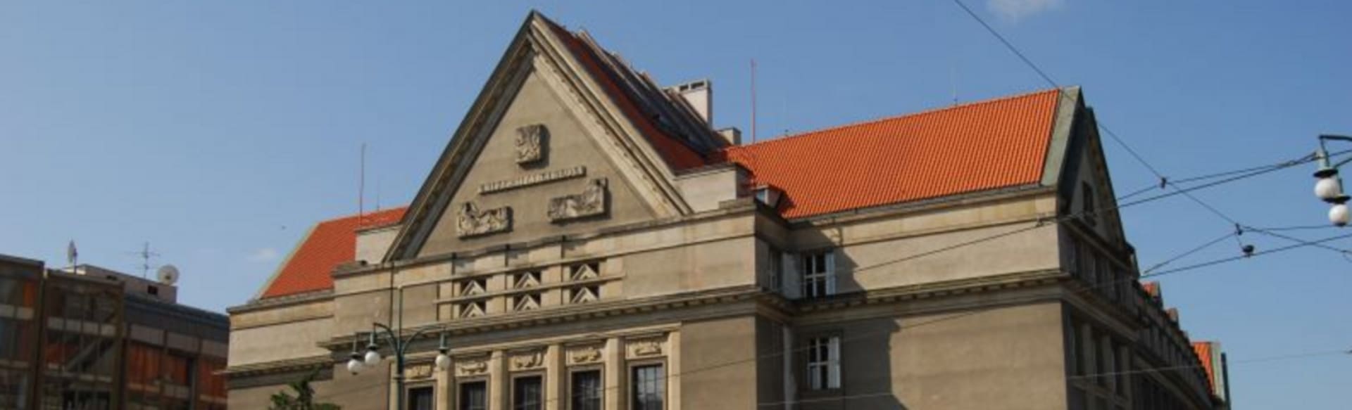 Charles University Faculty of Law PhD in theoretische juridische wetenschappen - recht en juridische theorie in Europese context