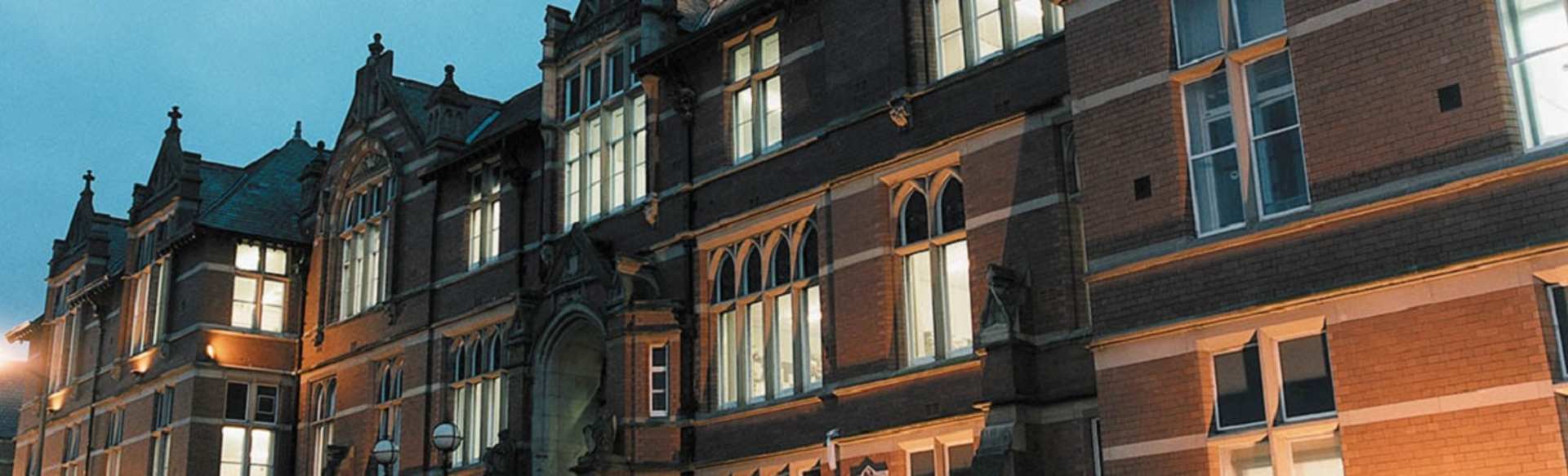 Lancashire Law School - University of Central Lancashire Магистр криминологии (с возможностью профессионального трудоустройства)