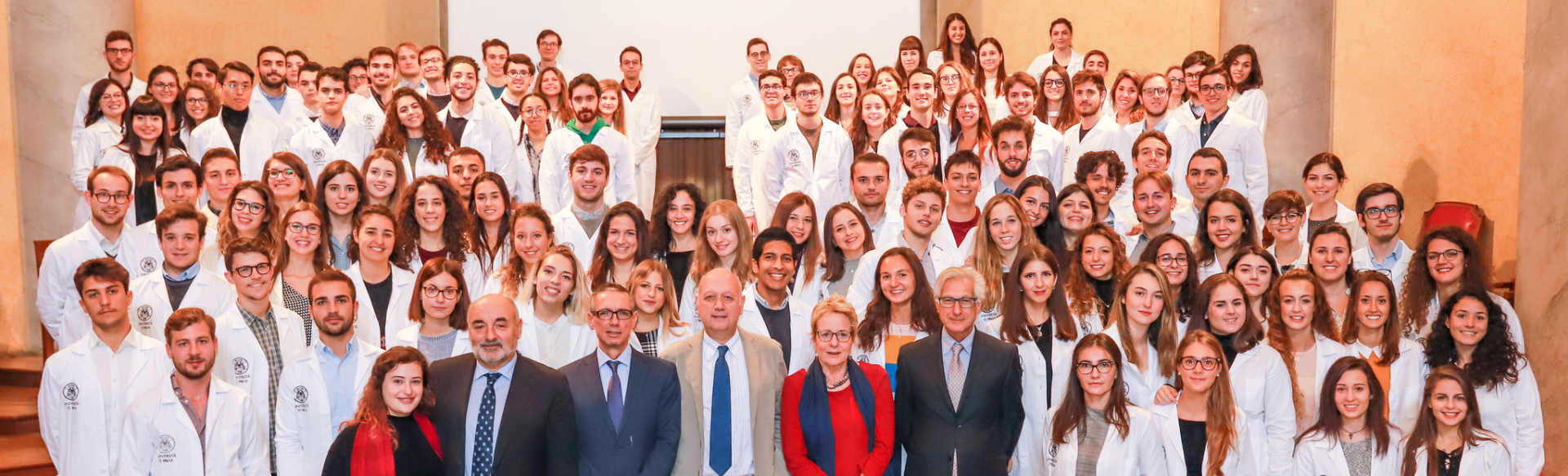 University of Pavia Ijazah Sarjana dalam Perubatan dan Pembedahan