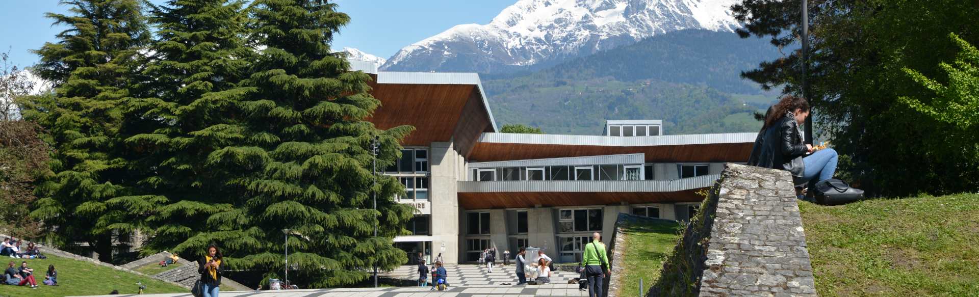 Grenoble IAE Bachelor in Management - English Track