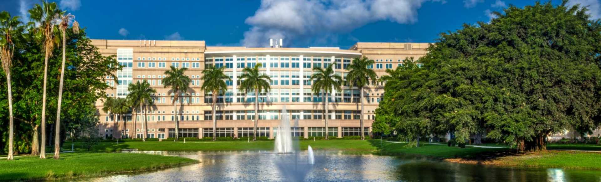 Nova Southeastern University, College of Computing and Engineering Bilgi Sistemleri Bilim Ustası