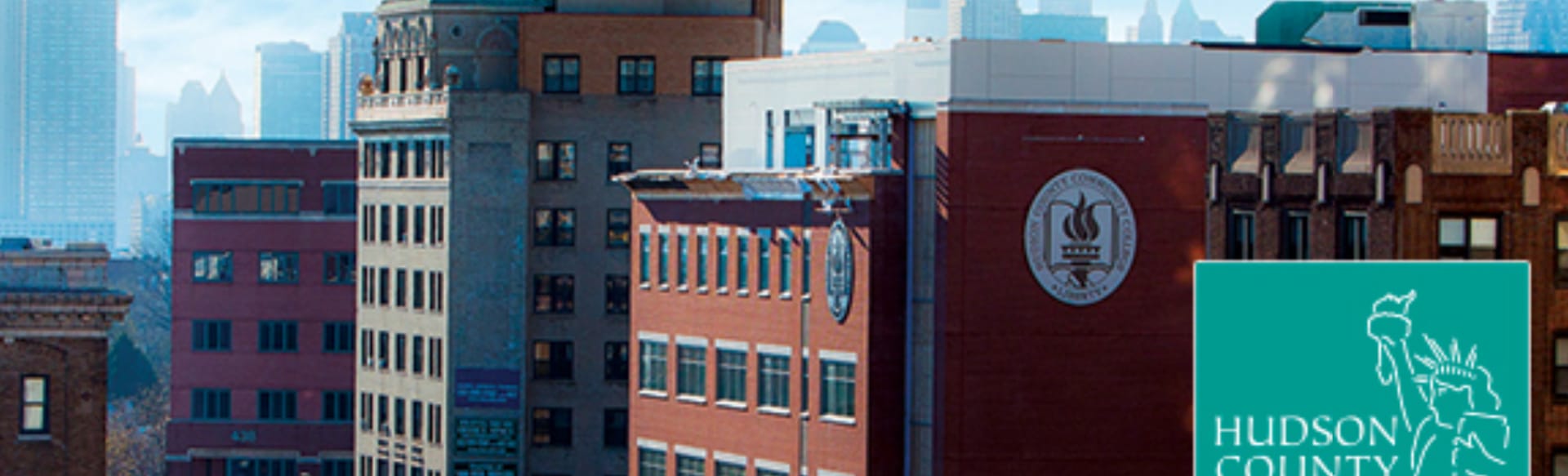 Hudson County Community College Chứng chỉ Thành thạo ESL & Nghệ thuật Tự do, AA