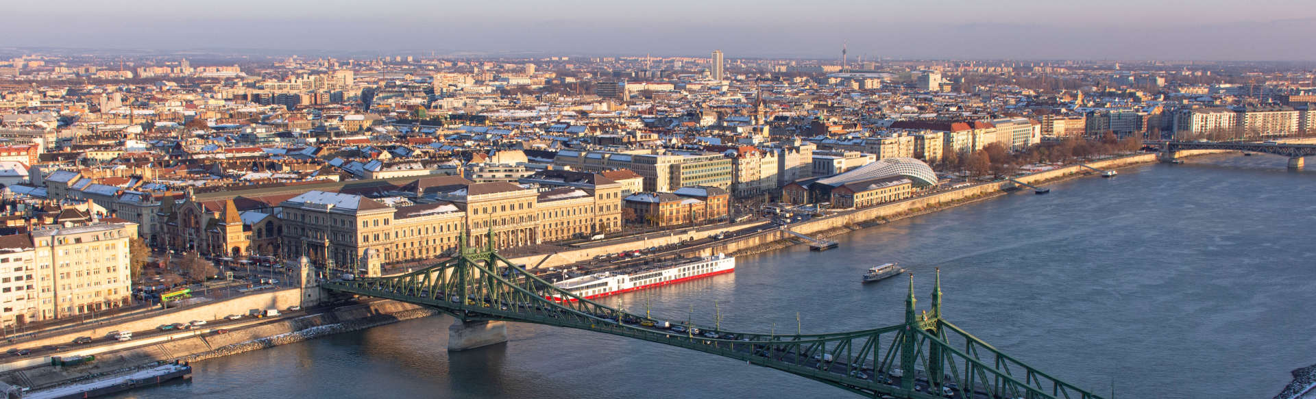 ESSCA School of Management Sarjana Muda dalam Pengurusan Antarabangsa - Budapest