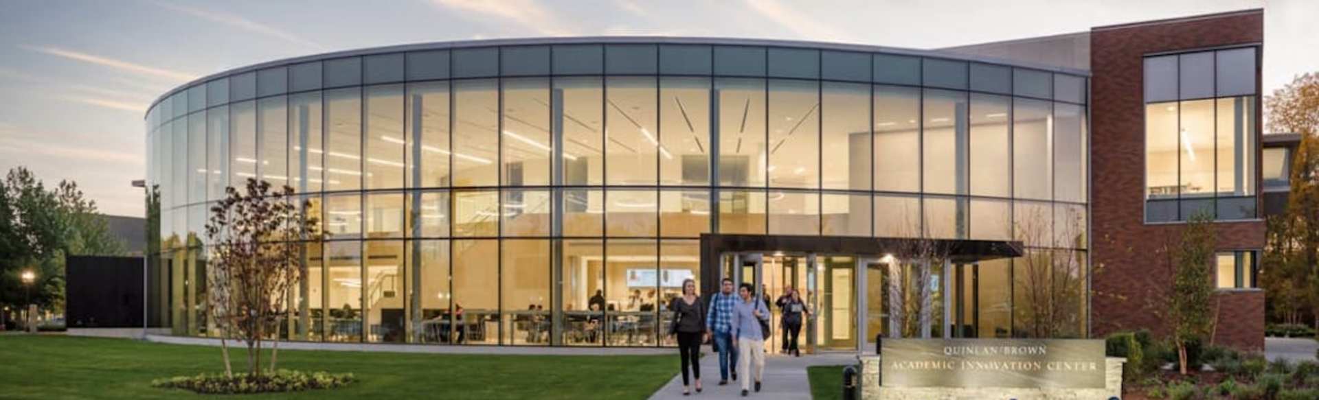 Bryant University Undergraduate Sarjana Bisnis Internasional