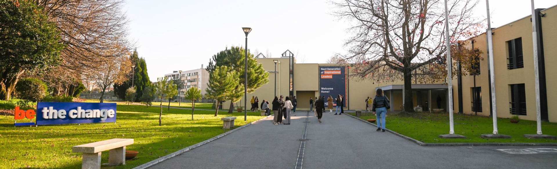 ISAG - European Business School Licenciatura en Relaciones Empresariales