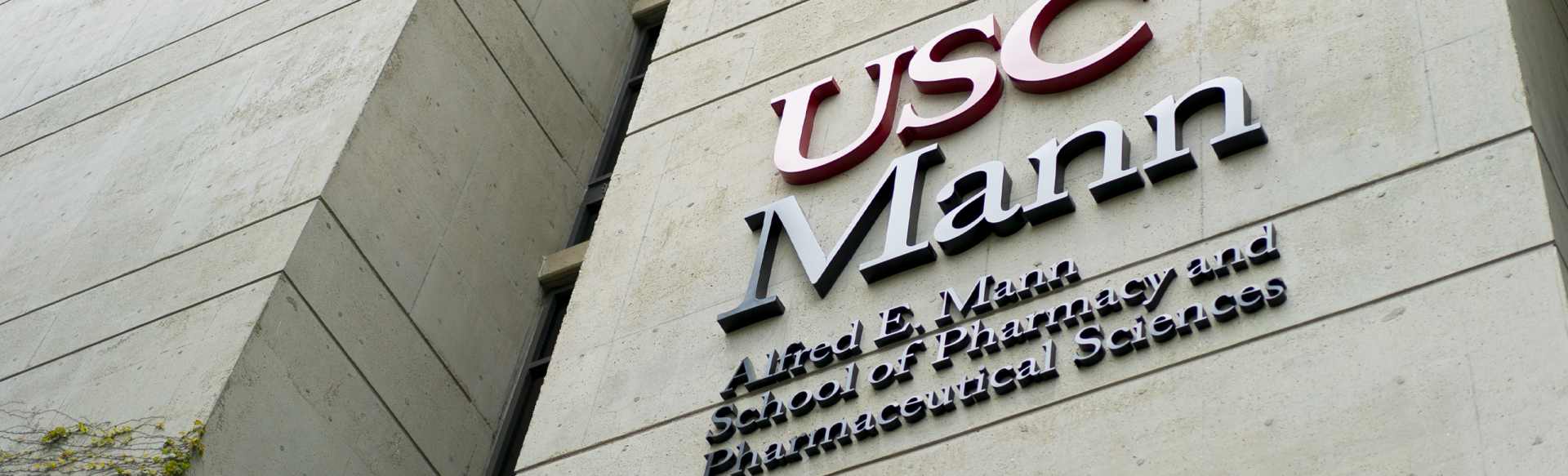 USC Alfred E. Mann School of Pharmacy and Pharmaceutical Sciences Licență în științe biofarmaceutice