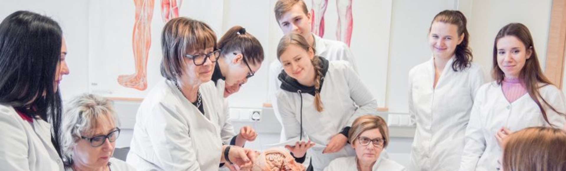 University of Latvia Programa de Estudo Profissional Superior em Medicina