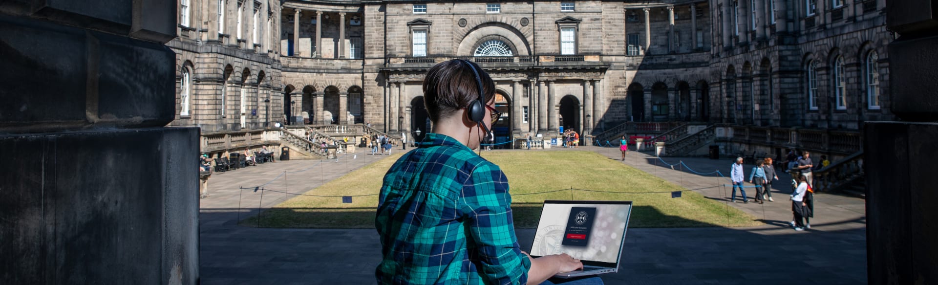 The University of Edinburgh Online Prawo PgCert (kształcenie online)