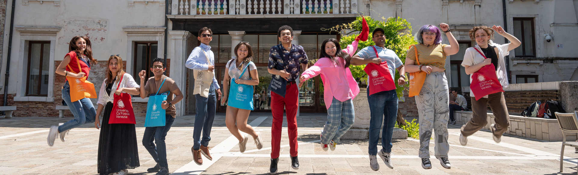 Ca' Foscari University of Venice BA dalam Filsafat, Studi Internasional dan Ekonomi