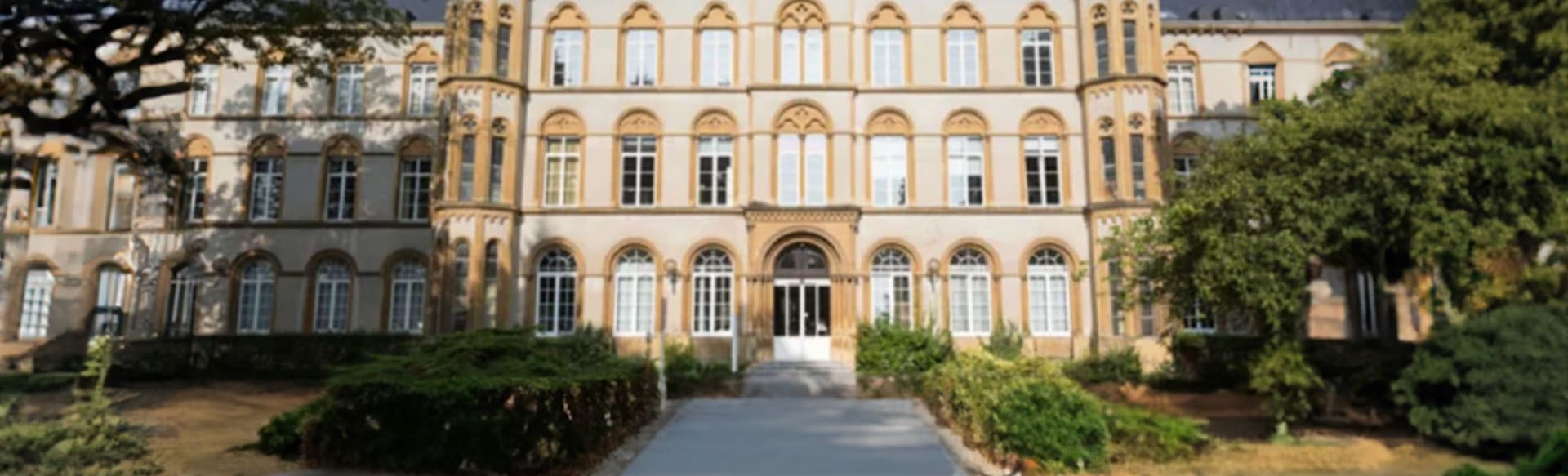 Euclea Business School BSc Fashion Technology