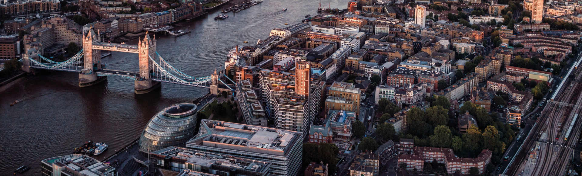 Bayes Business School, City St George's, University of London Магистр наук в области управления корпоративными рисками