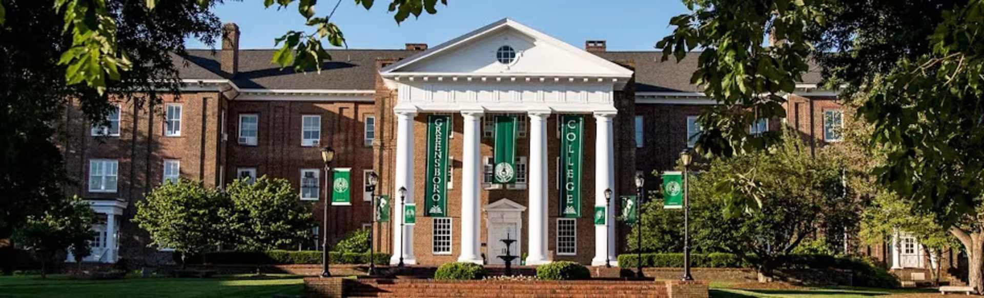 Greensboro College 공중보건학 학사