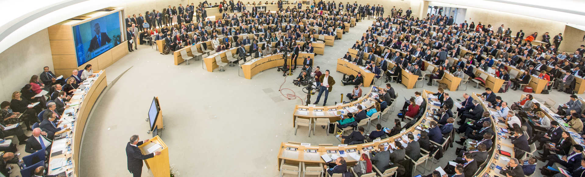 The United Nations Institute for Training and Research (UNITAR) 21वीं सदी में अंतर्राष्ट्रीय कानून पर ऑनलाइन कार्यकारी डिप्लोमा