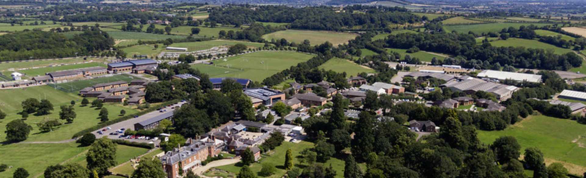 Hartpury University Pengurusan Perniagaan Sukan BA