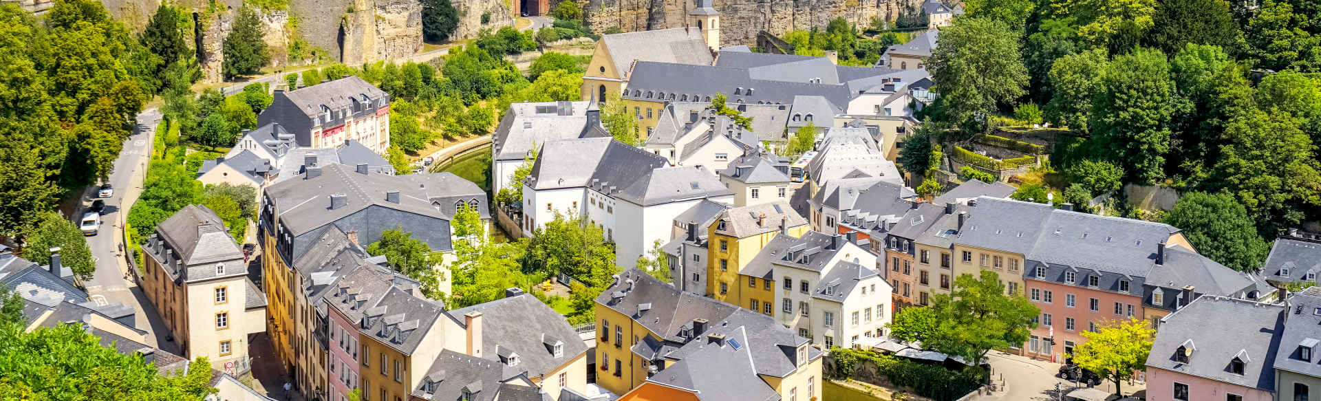 ESSCA School of Management Finance Blockchain/Cryptocurrency – Sustainable Finance Summer Program - Luxembourg
