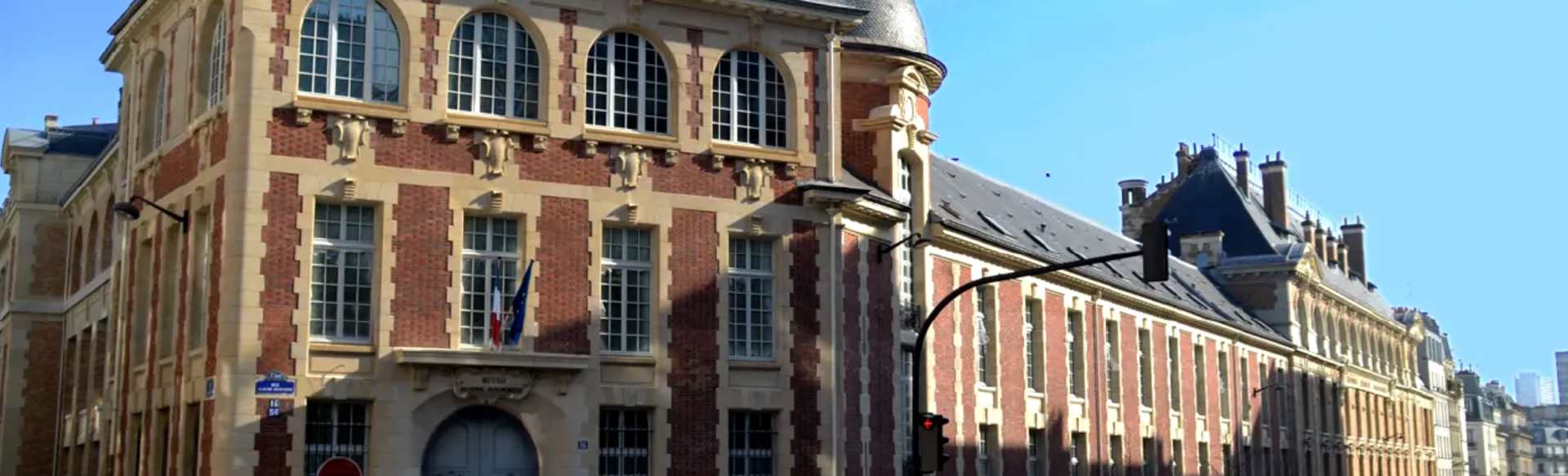 upGrad Master en Management et Technologie des Entreprises - École de Commerce de Paris