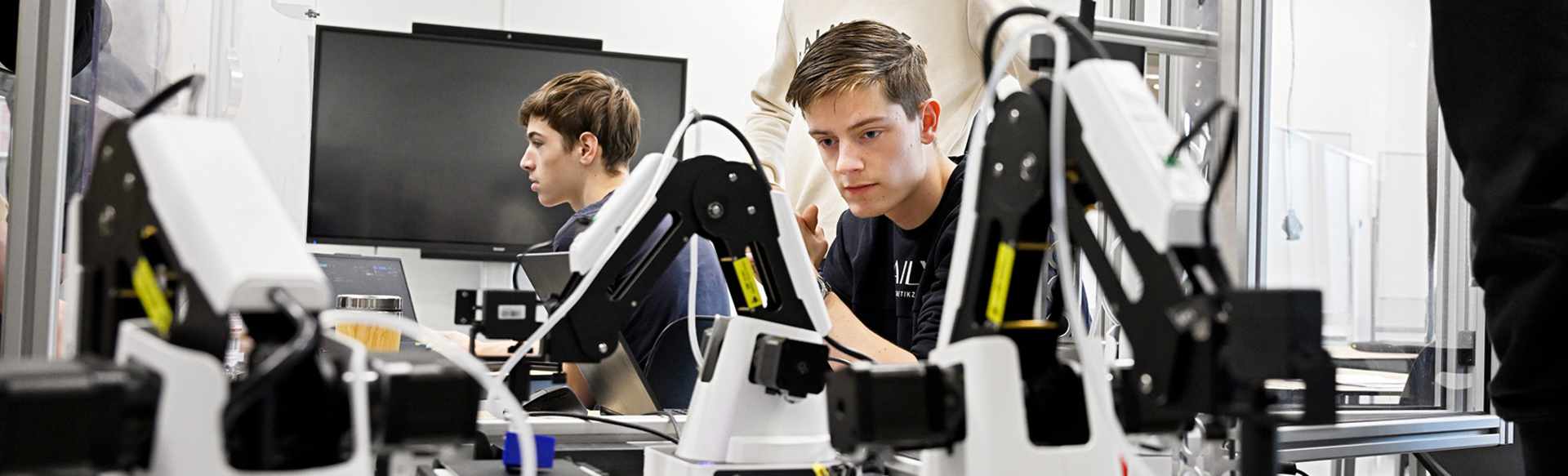 Fontys University of Applied Sciences Bachelor in Mechatronics