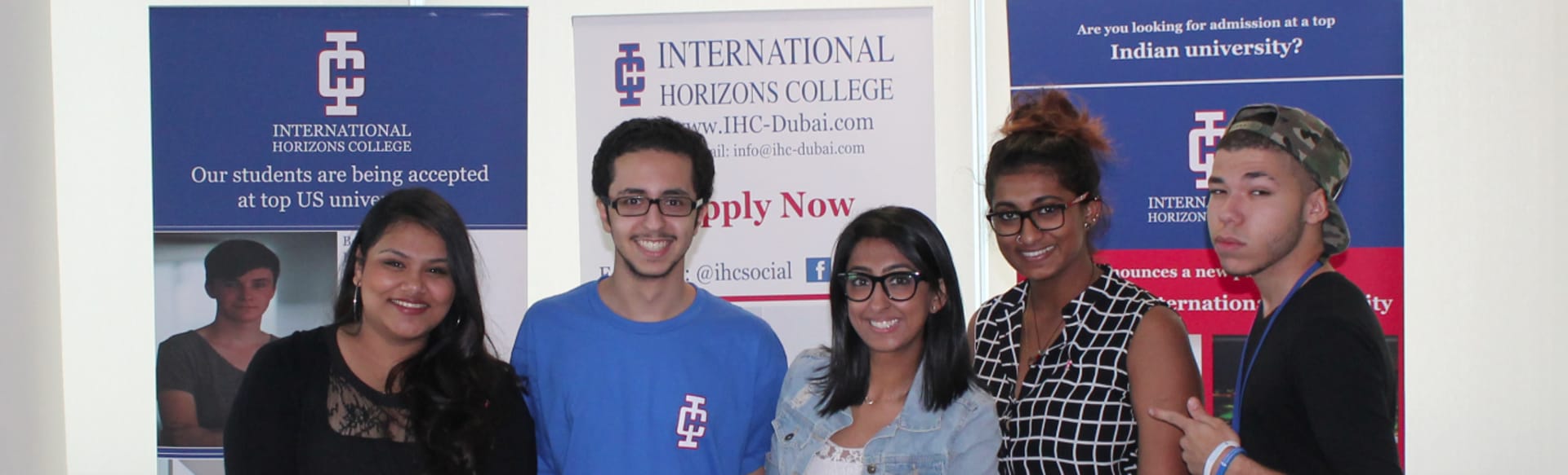 International Horizons College (IHC) Solteros internacionales grado