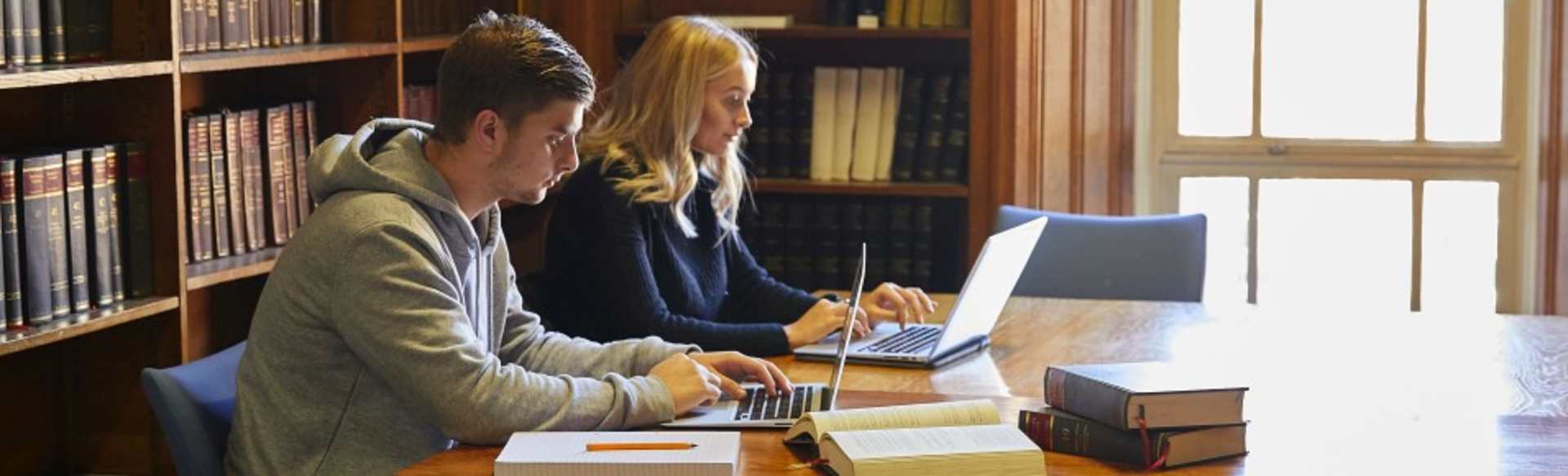 University of Leicester Law School Магистр права (LLM)