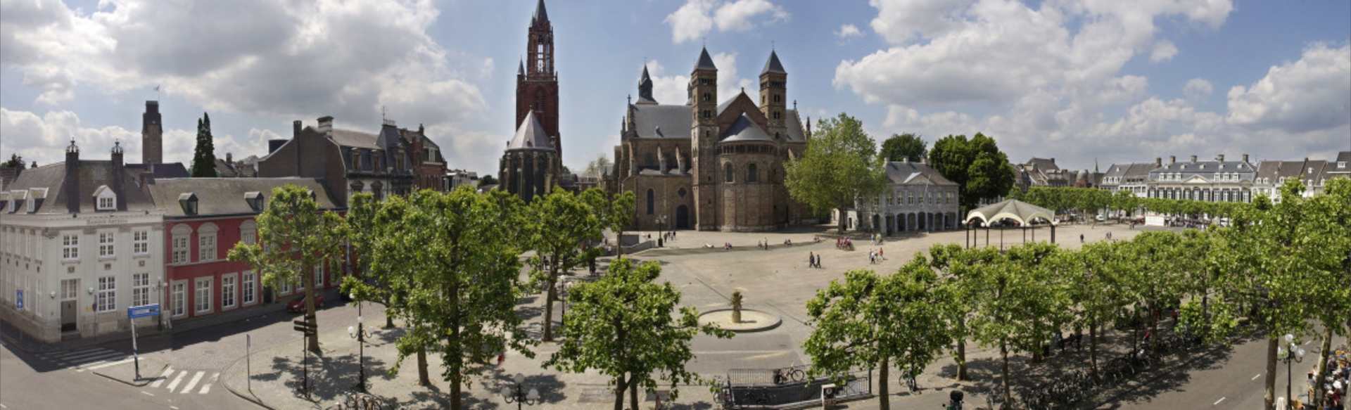 Maastricht University, University College Maastricht (UCM) University College Maastricht, A Liberal Arts and Sciences Bachelor Program