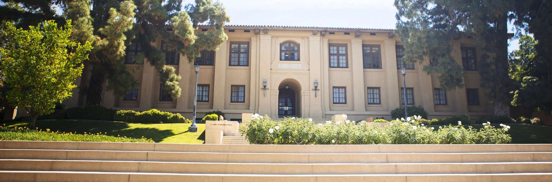 University of California Riverside A. Gary Anderson Graduate School of Management (AGSM)
