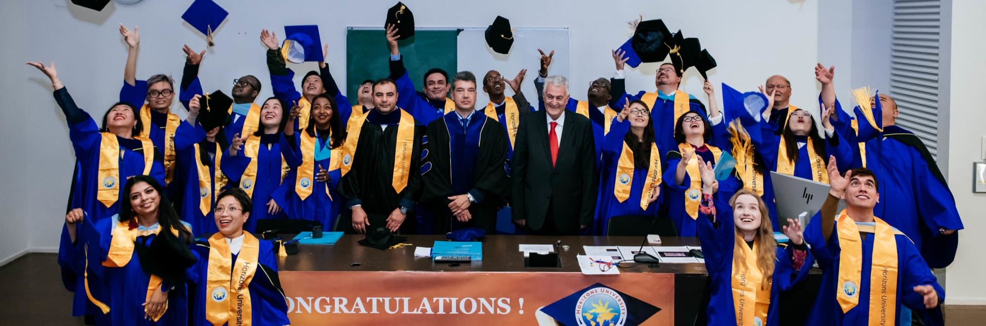 Horizons University