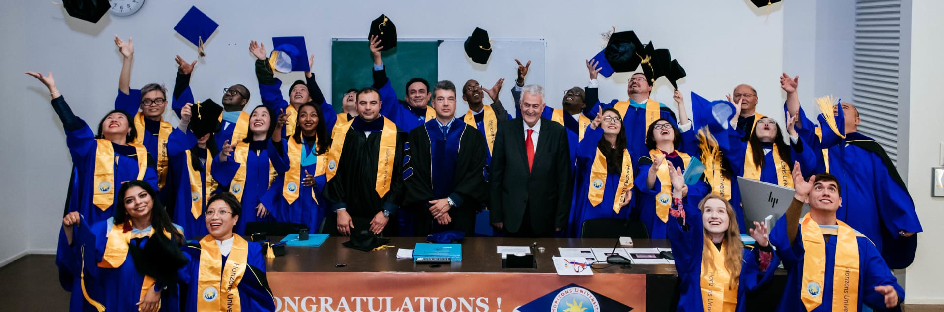 Horizons University