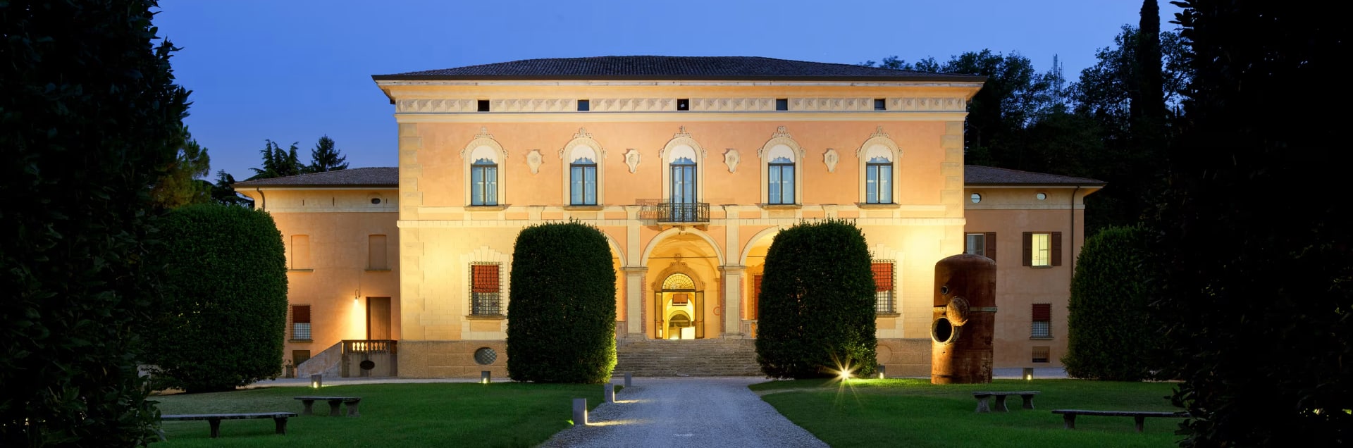 Bologna Business School