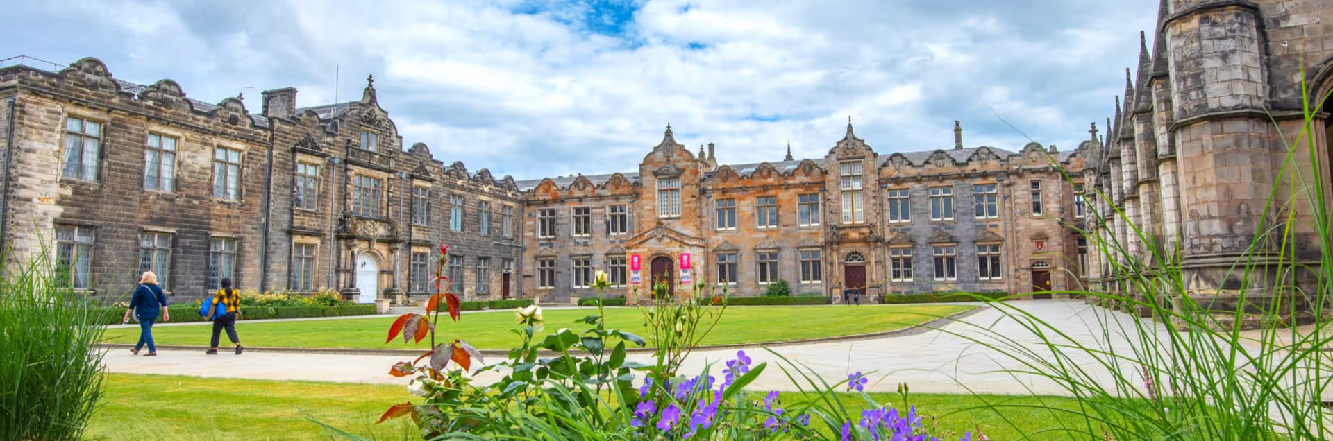 University of St Andrews - Online
