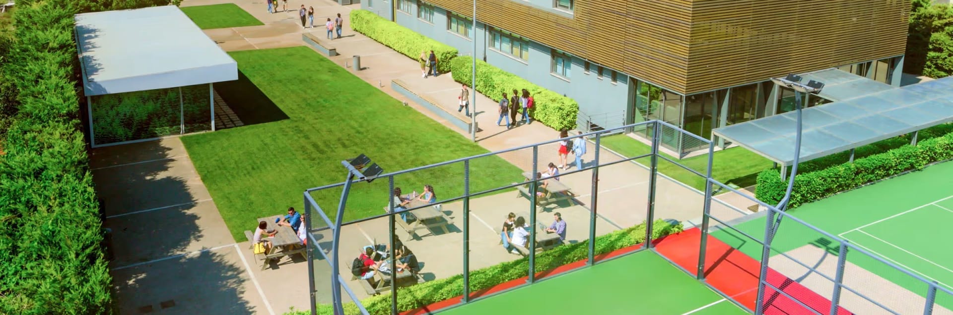 Metropolitan College