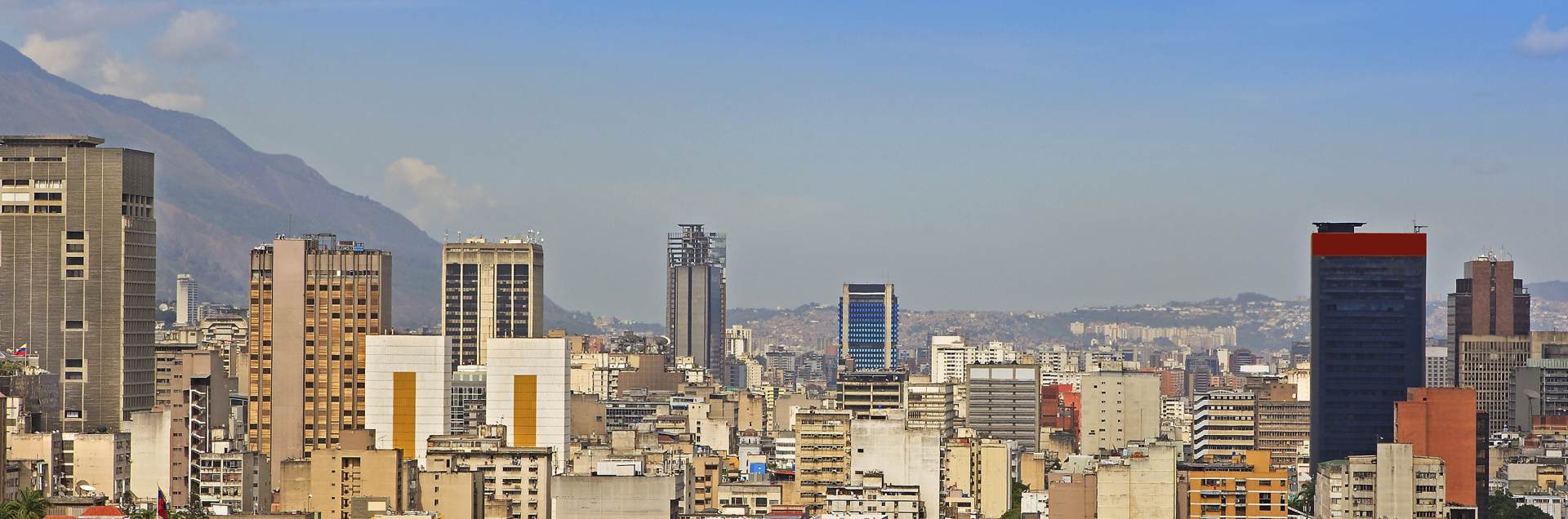 IESA - Instituto de Estudios Superiores de Administración