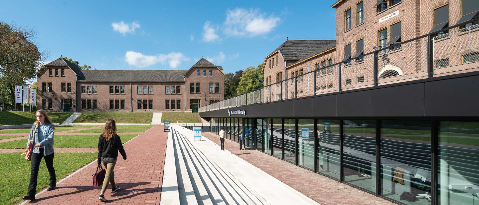 Maastricht University, School of Business and Economics