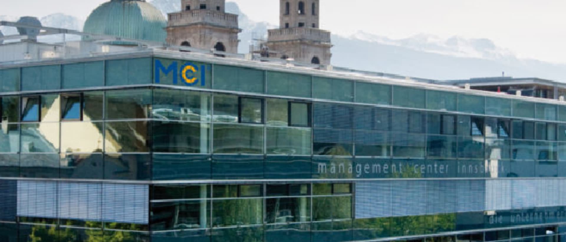 International Institute of Business, Business School (IIB)