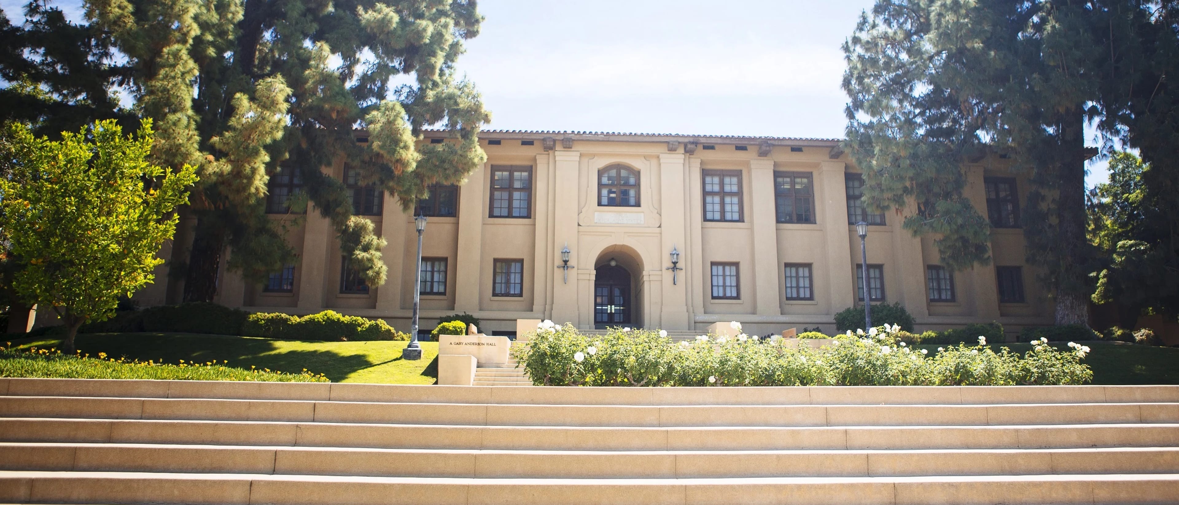 University of California Riverside A. Gary Anderson Graduate School of Management (AGSM)