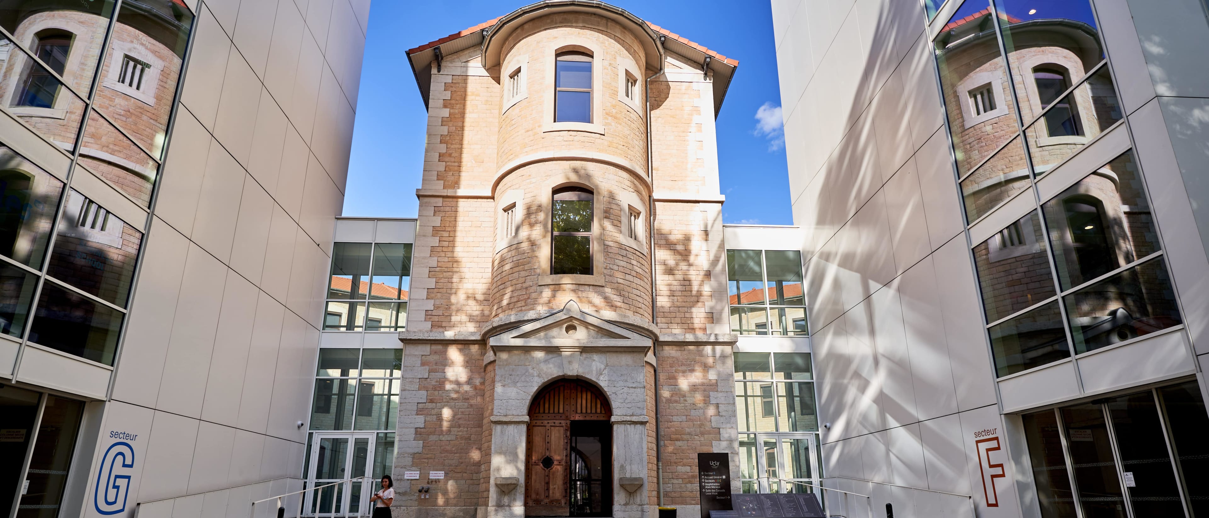 ESDES Lyon Business School