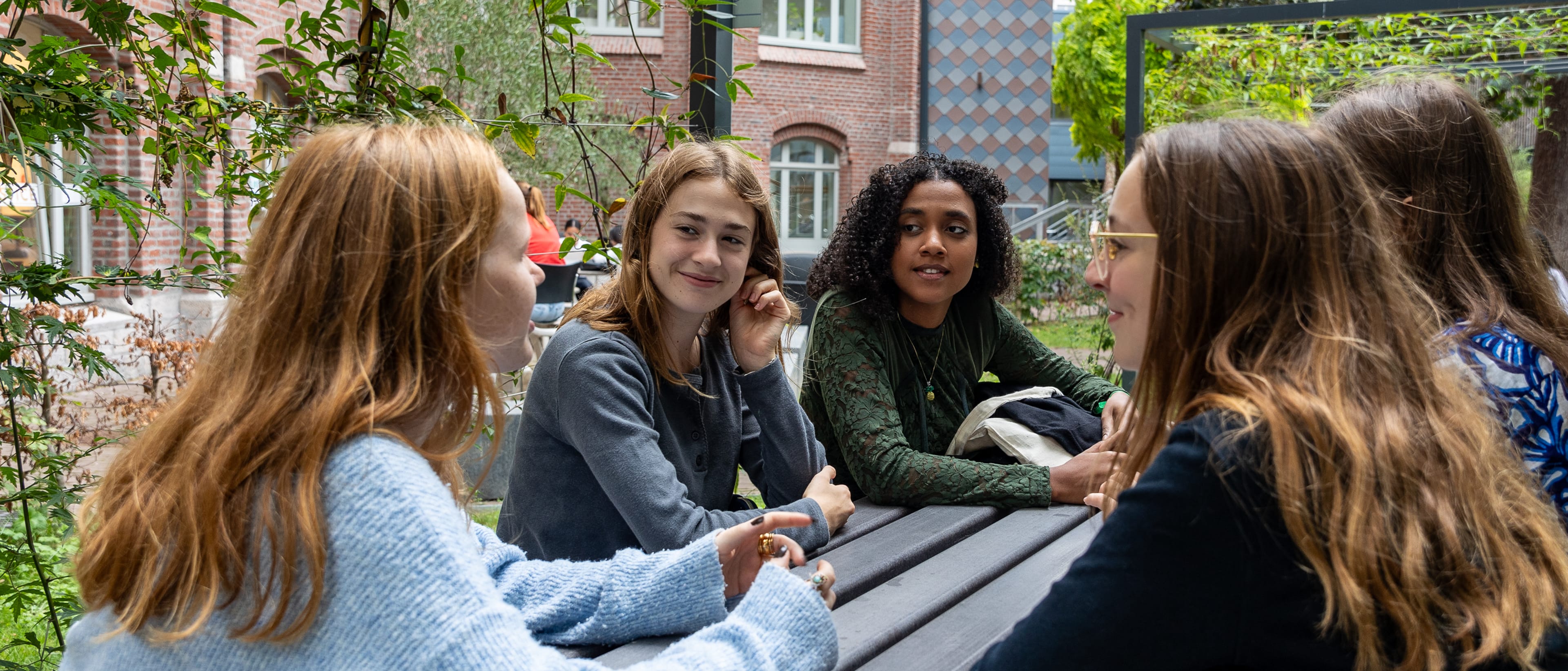 European School of Political and Social Sciences