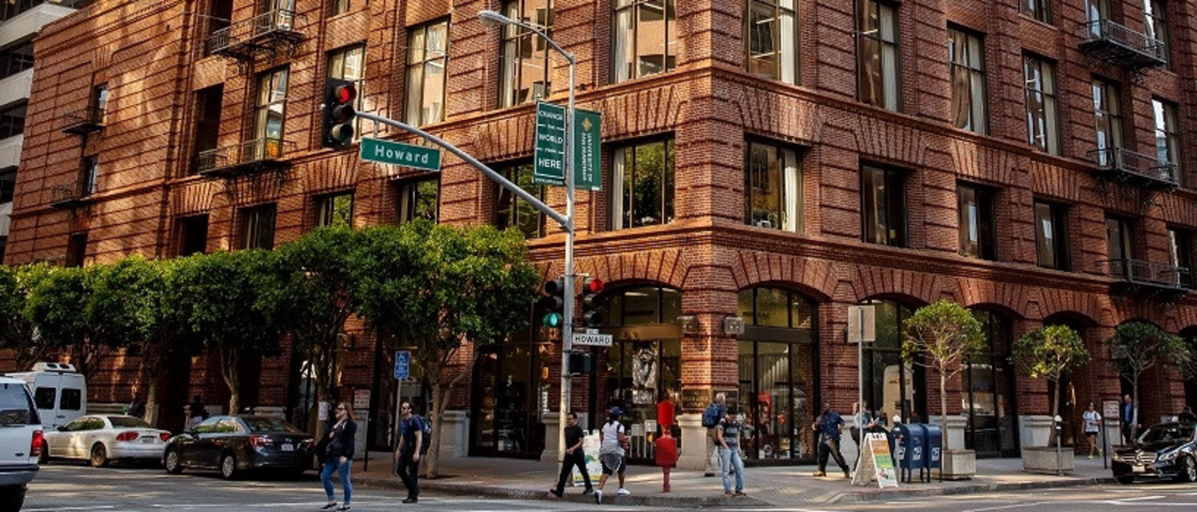 University of San Francisco - School of Management