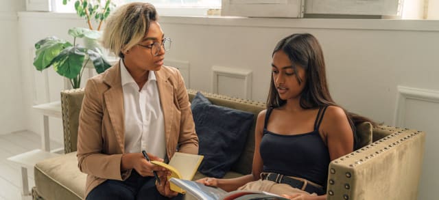 Study Abroad Consultants: Benefits and What to Expect