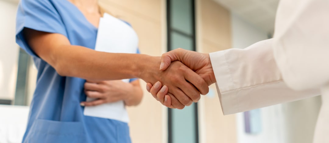 4 Reasons to Study Nursing Instead of Medicine