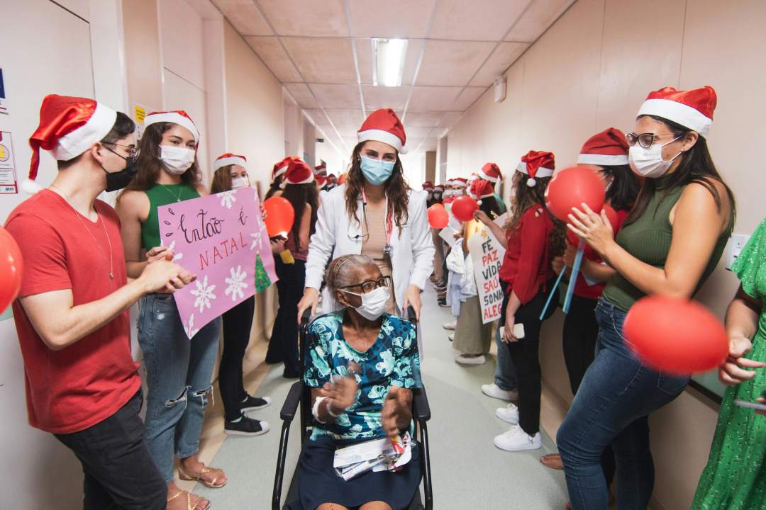 Five Reasons Why Working as a Doctor on Christmas Isn’t All Bad