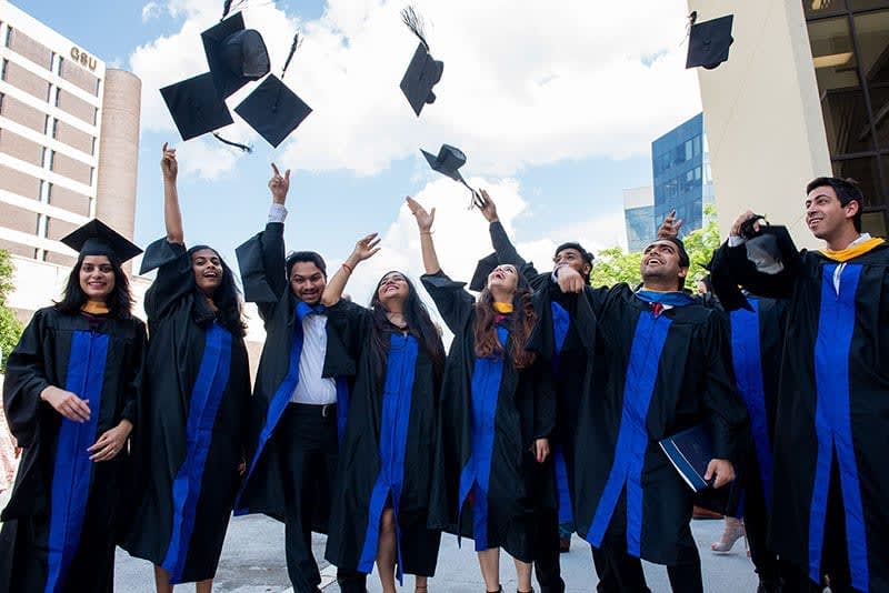 220492_featured-graduation.jpg