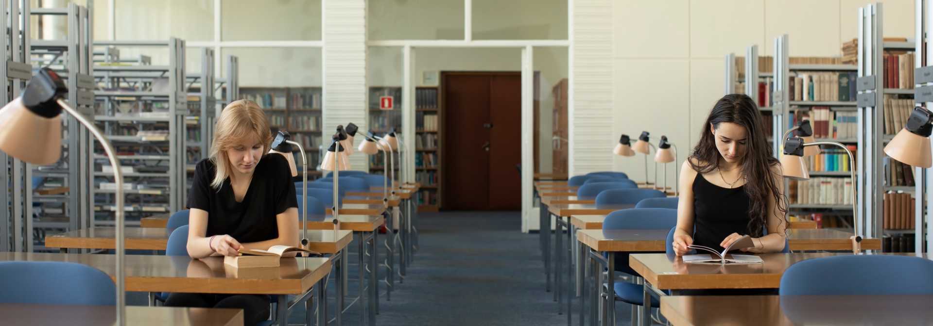 236208_readingroom.jpg