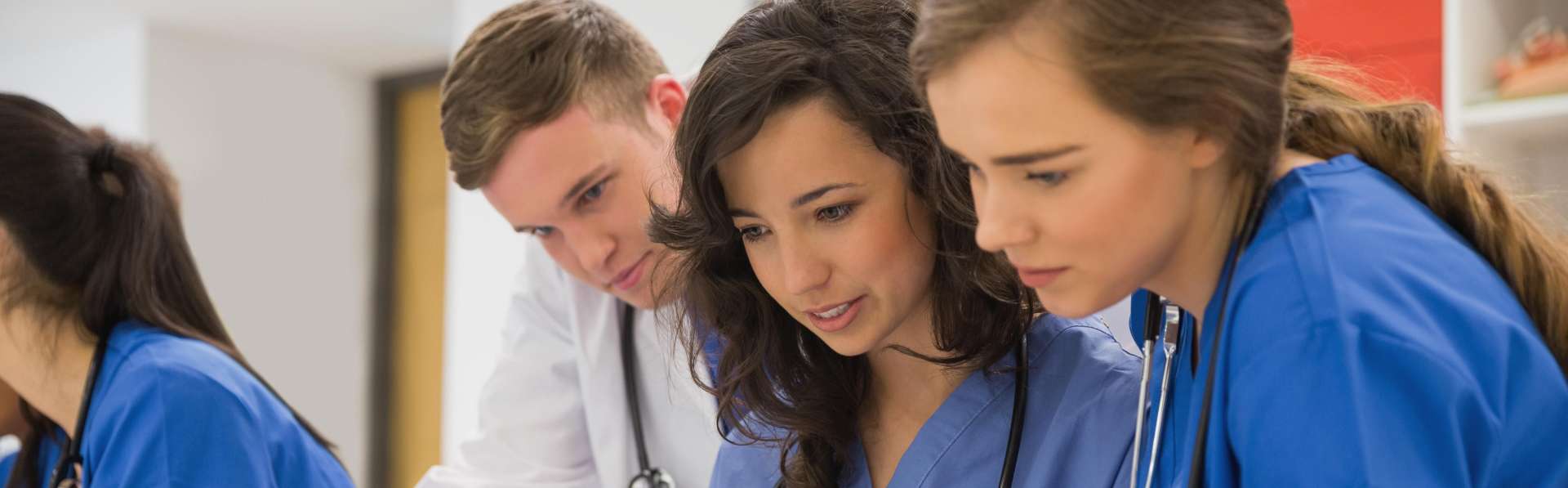 Seven Reasons to Consider an Accelerated Medical Degree