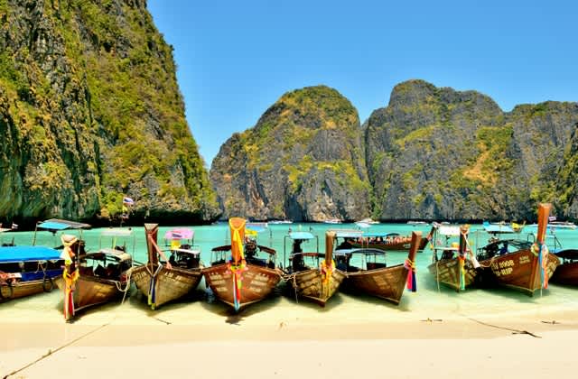 The beach on Krabi tropical island