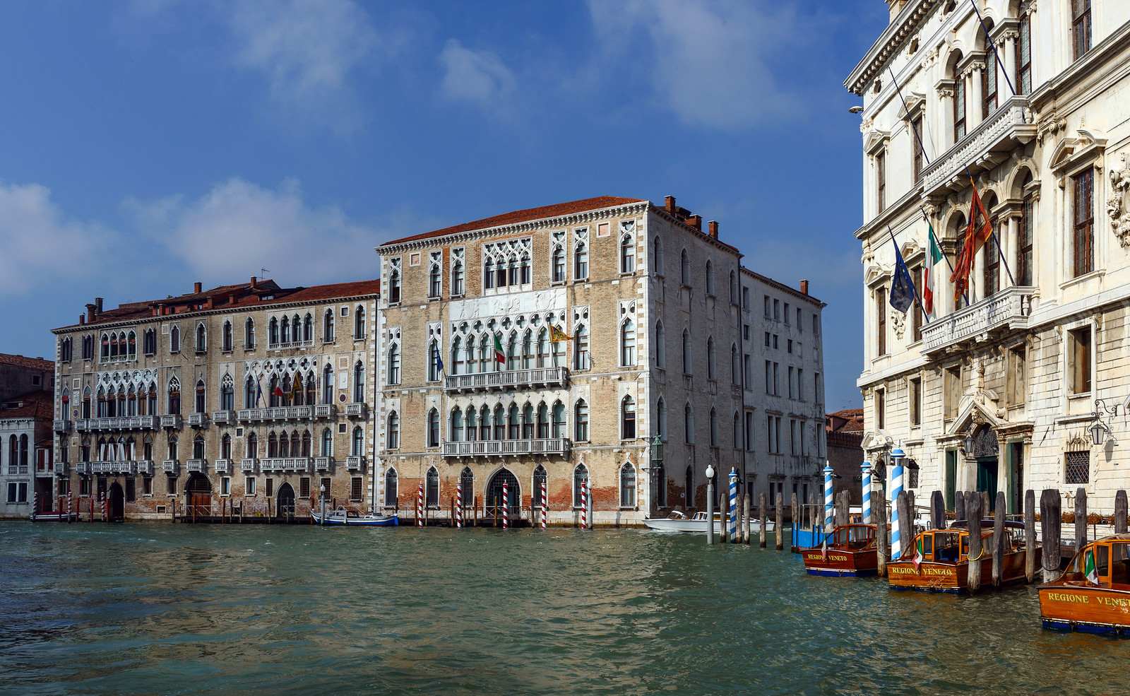 Ca' Foscari main building - grand Canal