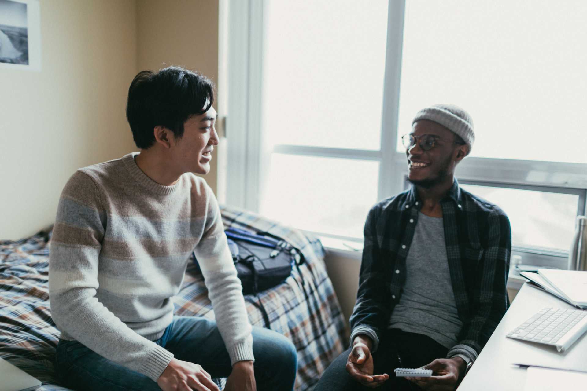 10 Tips to Make Friends at College