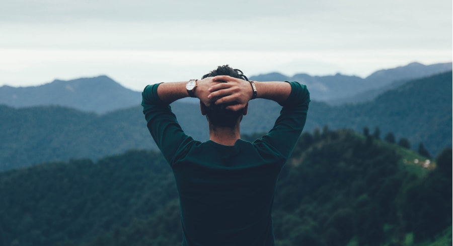 Philosophy student abroad.