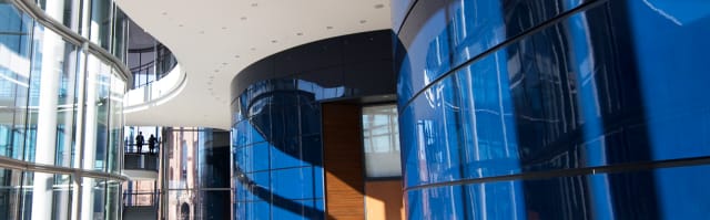 Cover photo for Εταιρική διαχείριση αειφορίας: Σύντομο μάθημα Κινδύνου, Κέρδους και Σκοπού